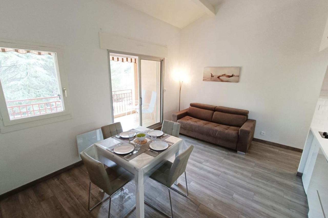 Spacious Sea View Apart At 50M From The Beach Bandol Dış mekan fotoğraf